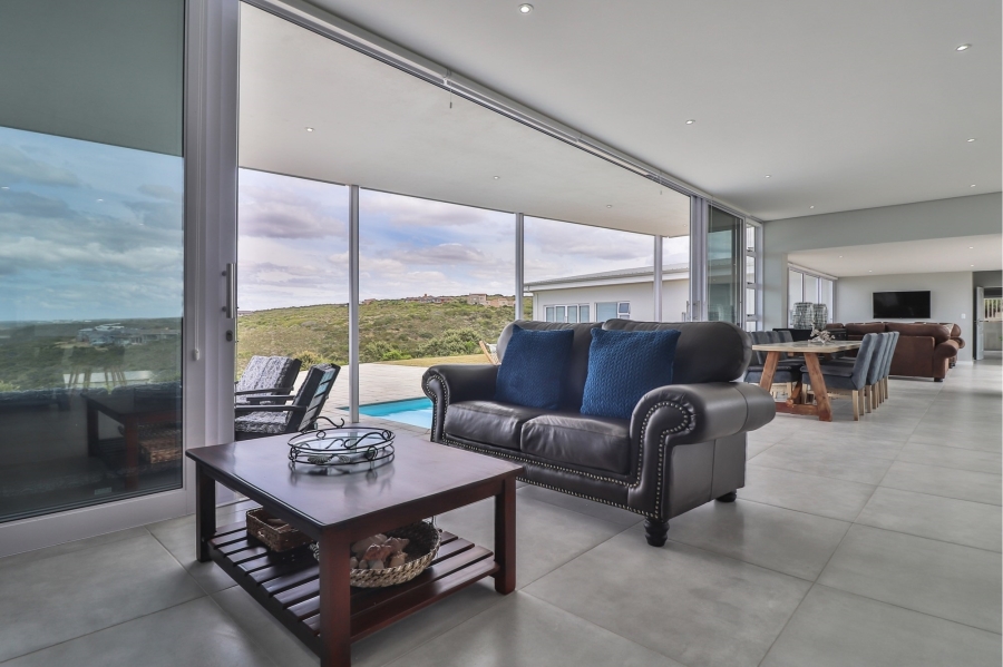 4 Bedroom Property for Sale in Moquini Coastal Estate Western Cape